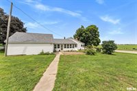 2576 285TH Avenue, De Witt, IA 52742
