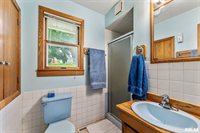 2576 285TH Avenue, De Witt, IA 52742