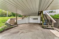 2576 285TH Avenue, De Witt, IA 52742