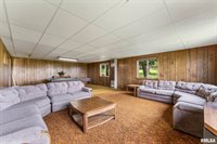 2576 285TH Avenue, De Witt, IA 52742