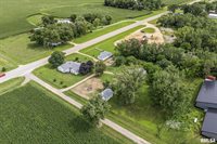 2576 285TH Avenue, De Witt, IA 52742