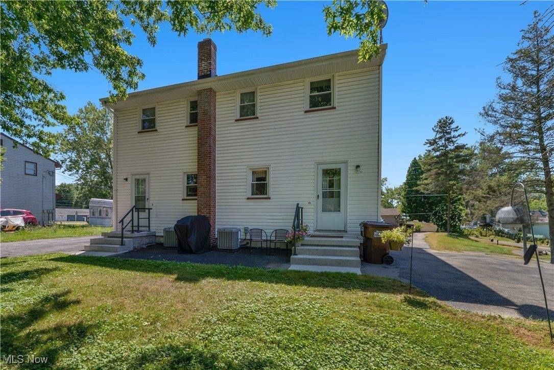 9925 Struthers Road, New Middletown, OH 44442