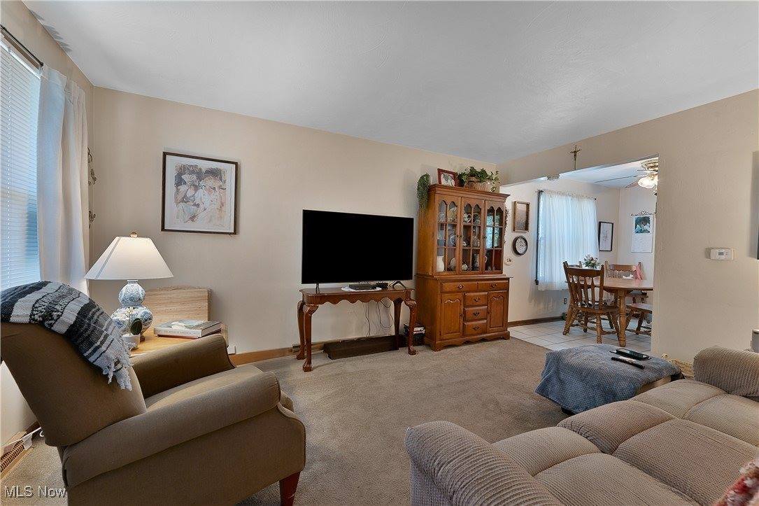 9925 Struthers Road, New Middletown, OH 44442