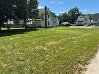 424 North Main Street, Athens, PA 18810