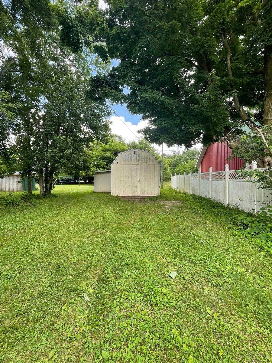 8467 East Street, Millington, MI 48746