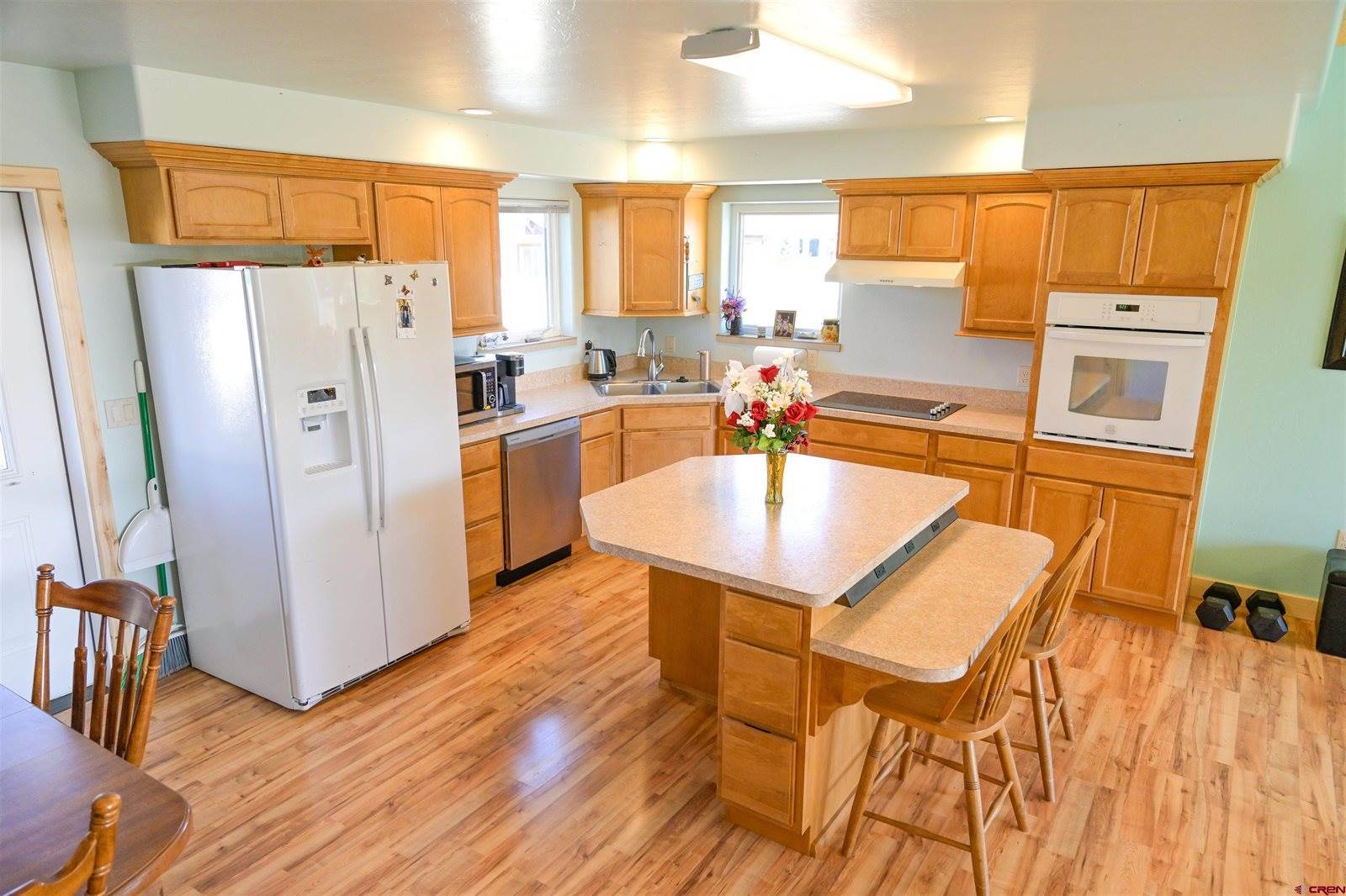 2601 Peyton Drive, Montrose, CO 81401