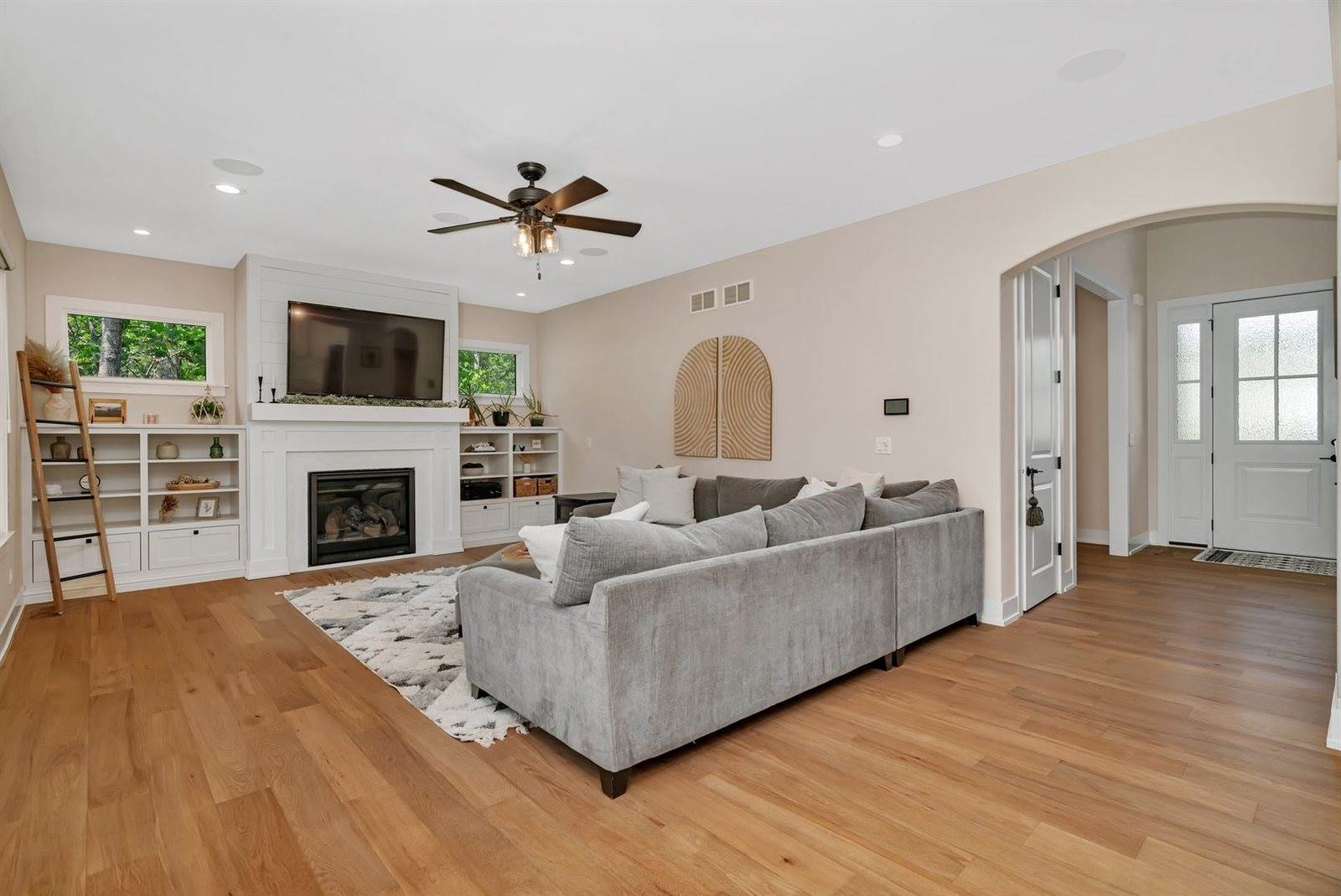 20111 North Woodland Circle, Mokena, IL 60448