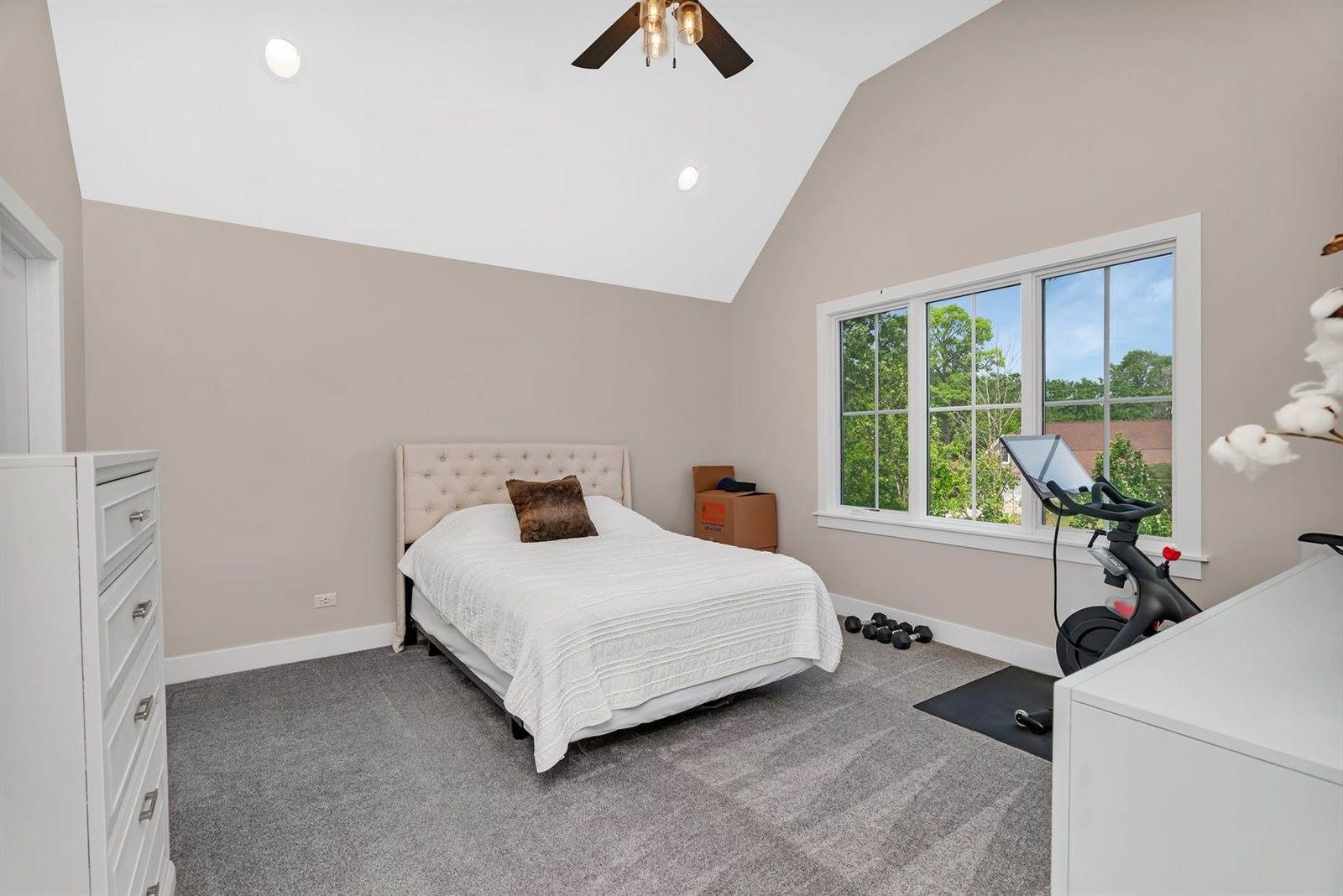 20111 North Woodland Circle, Mokena, IL 60448