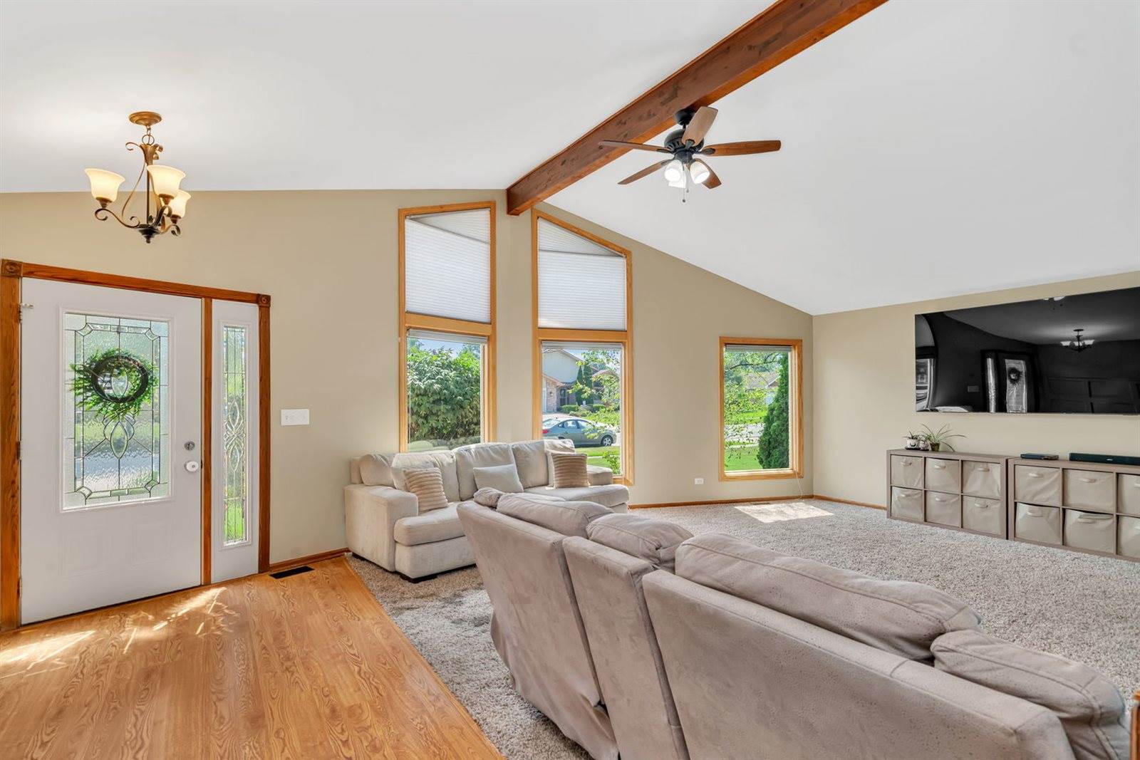 20408 South Grand Prairie Lane, Frankfort, IL 60423