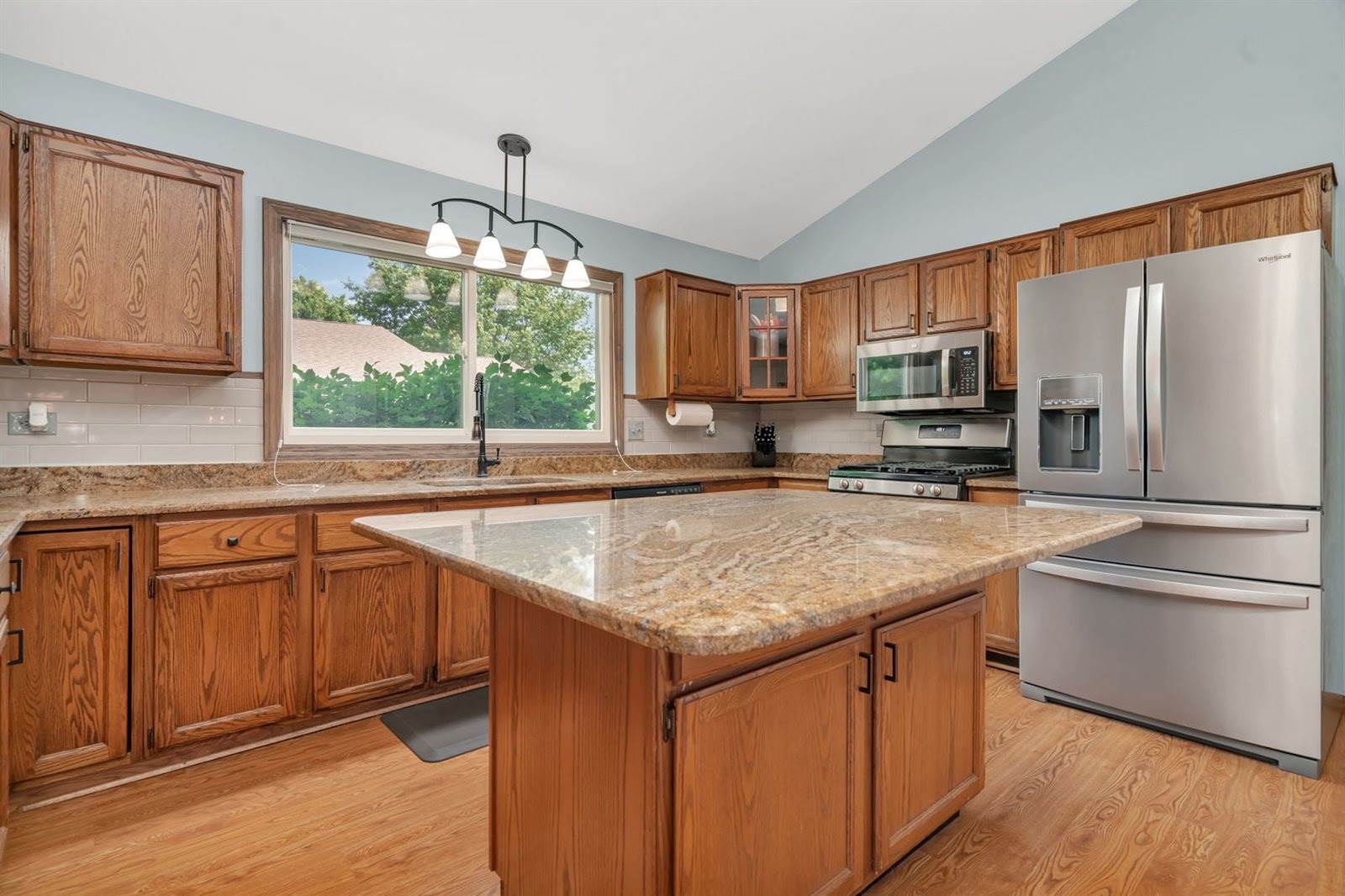 20408 South Grand Prairie Lane, Frankfort, IL 60423