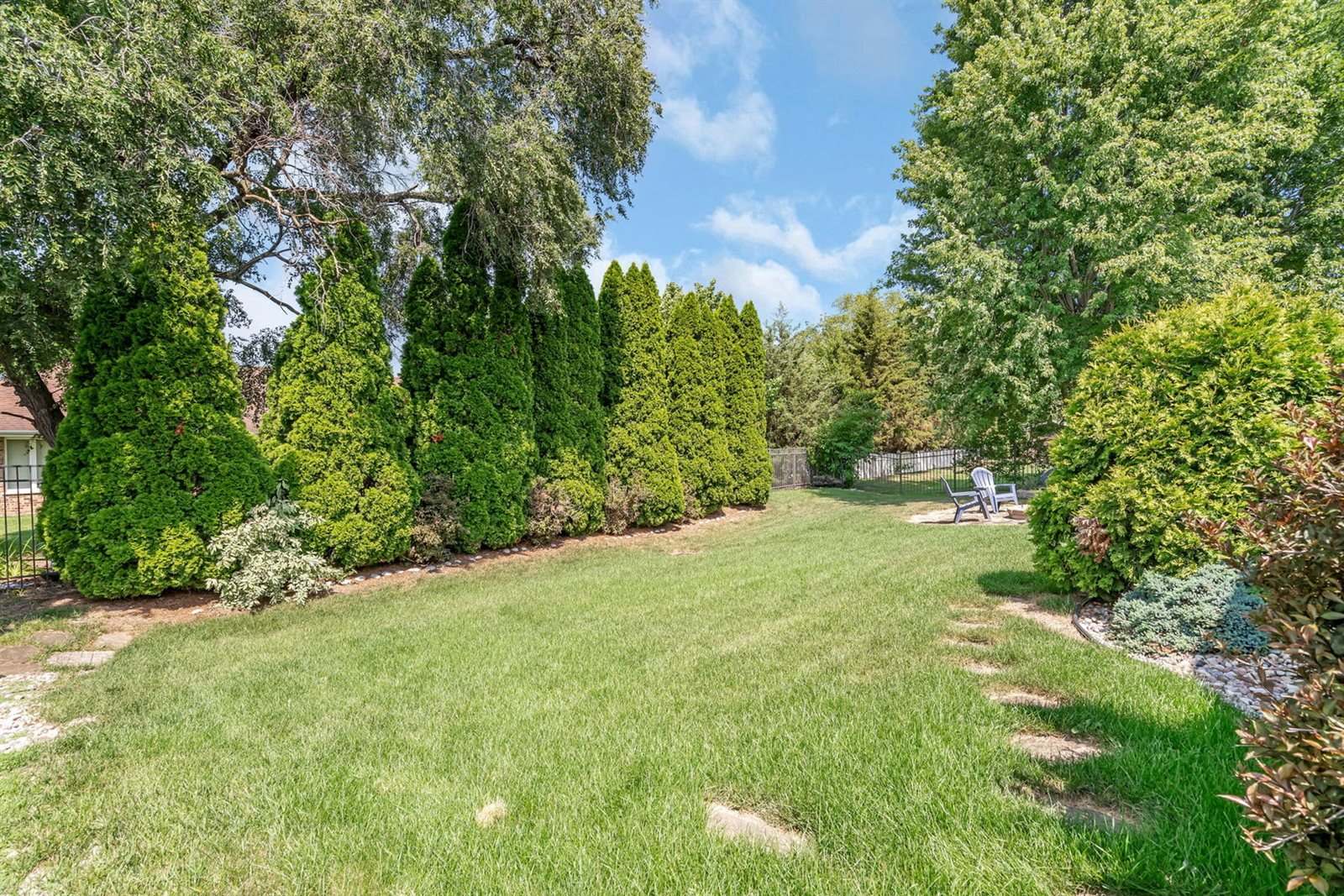 20408 South Grand Prairie Lane, Frankfort, IL 60423