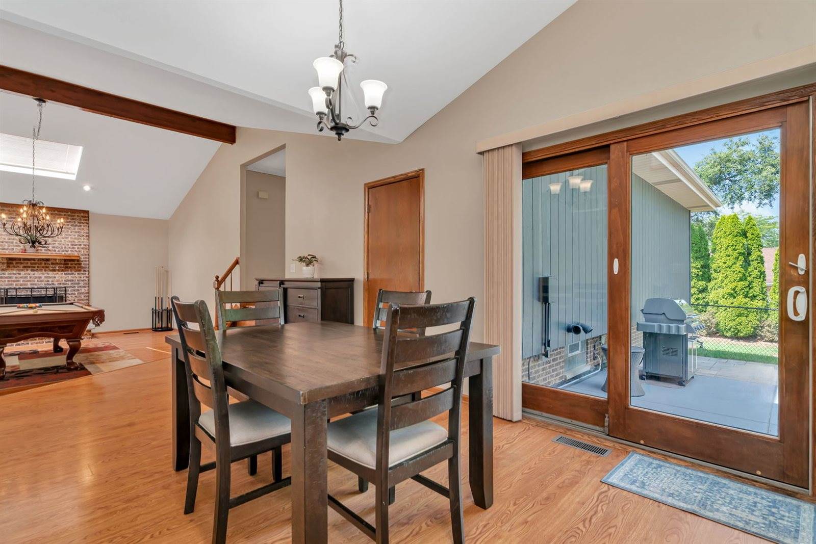 20408 South Grand Prairie Lane, Frankfort, IL 60423