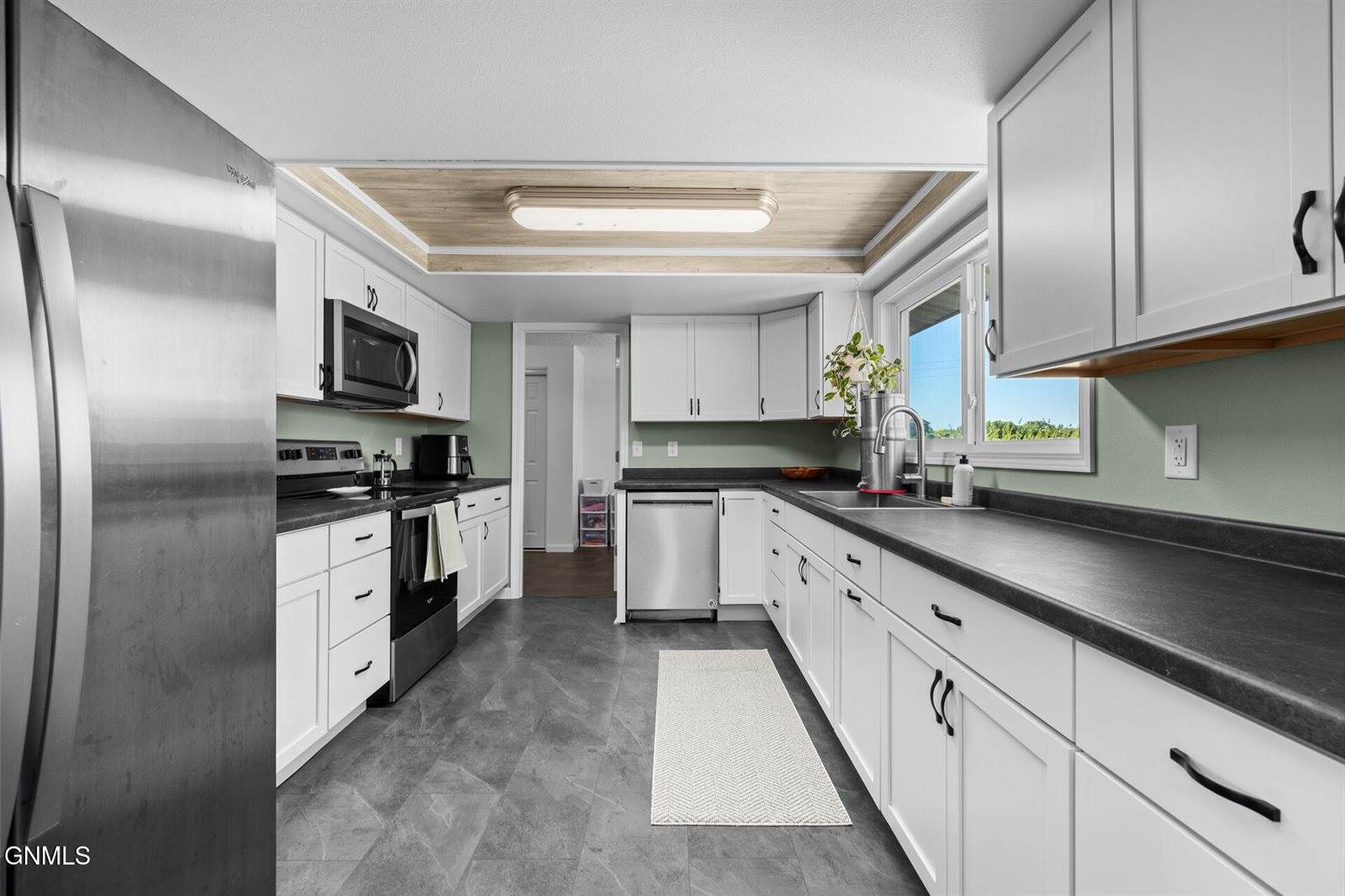 30 70th Street East, Williston, ND 58801