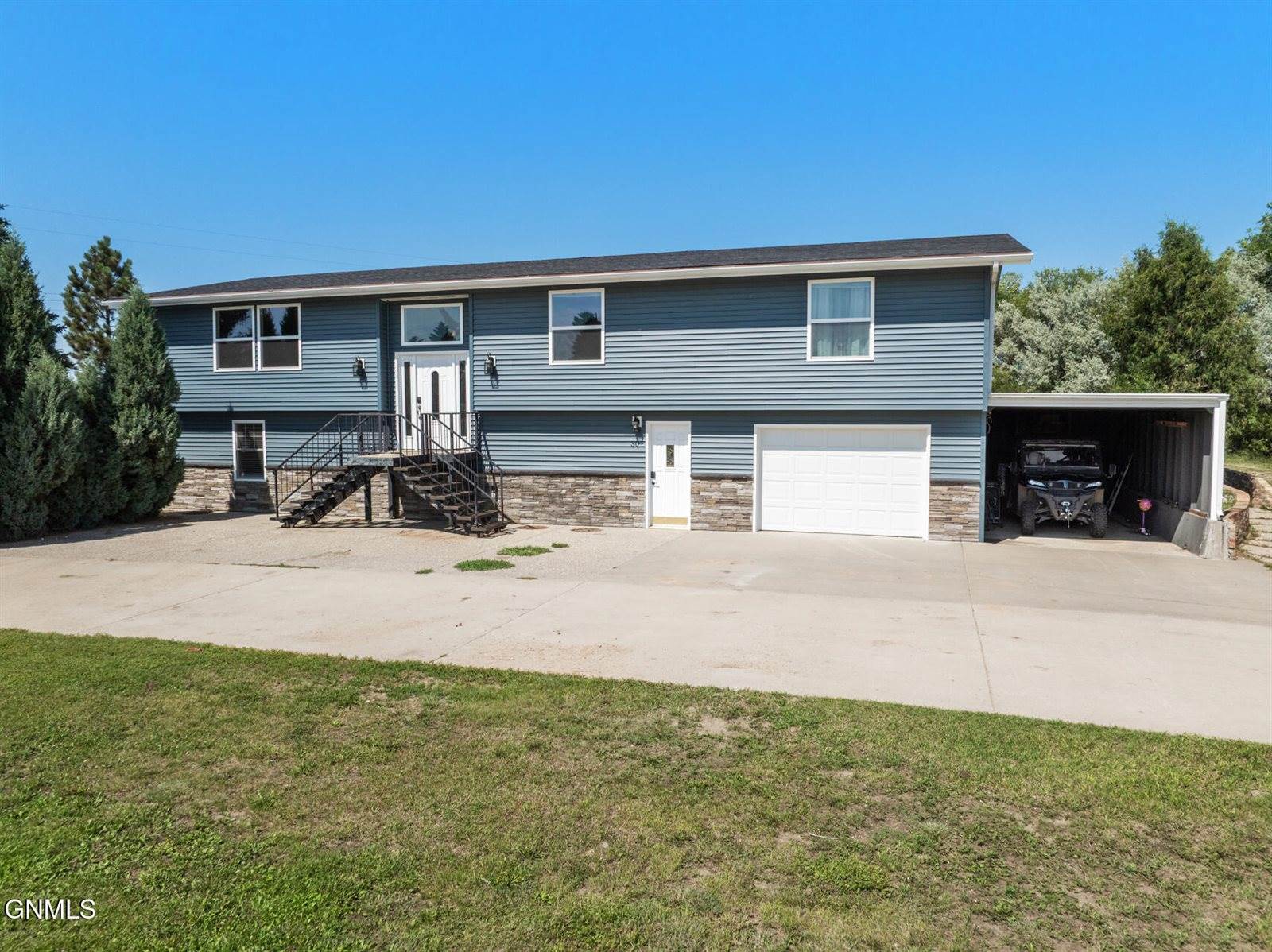 30 70th Street East, Williston, ND 58801