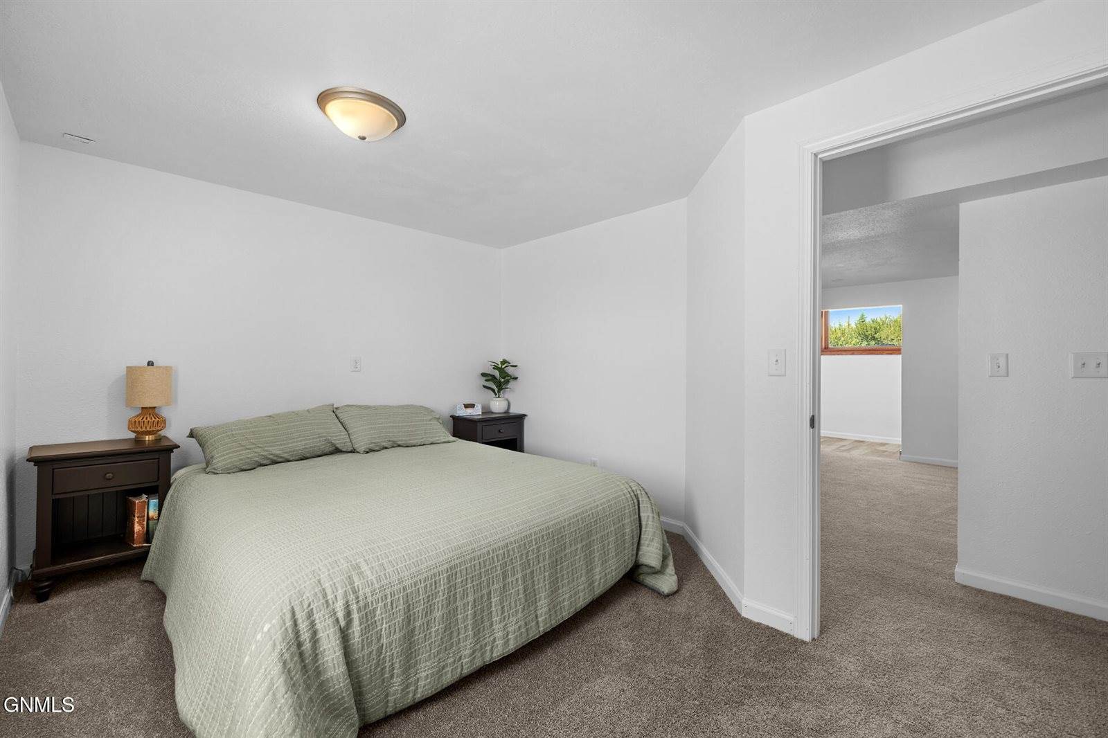 30 70th Street East, Williston, ND 58801