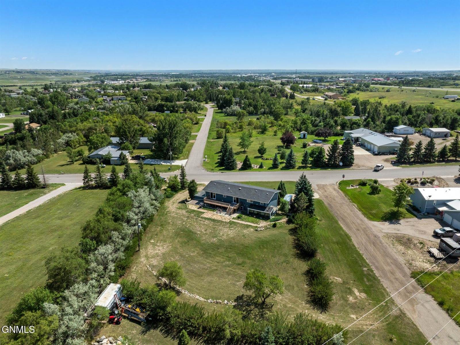 30 70th Street East, Williston, ND 58801