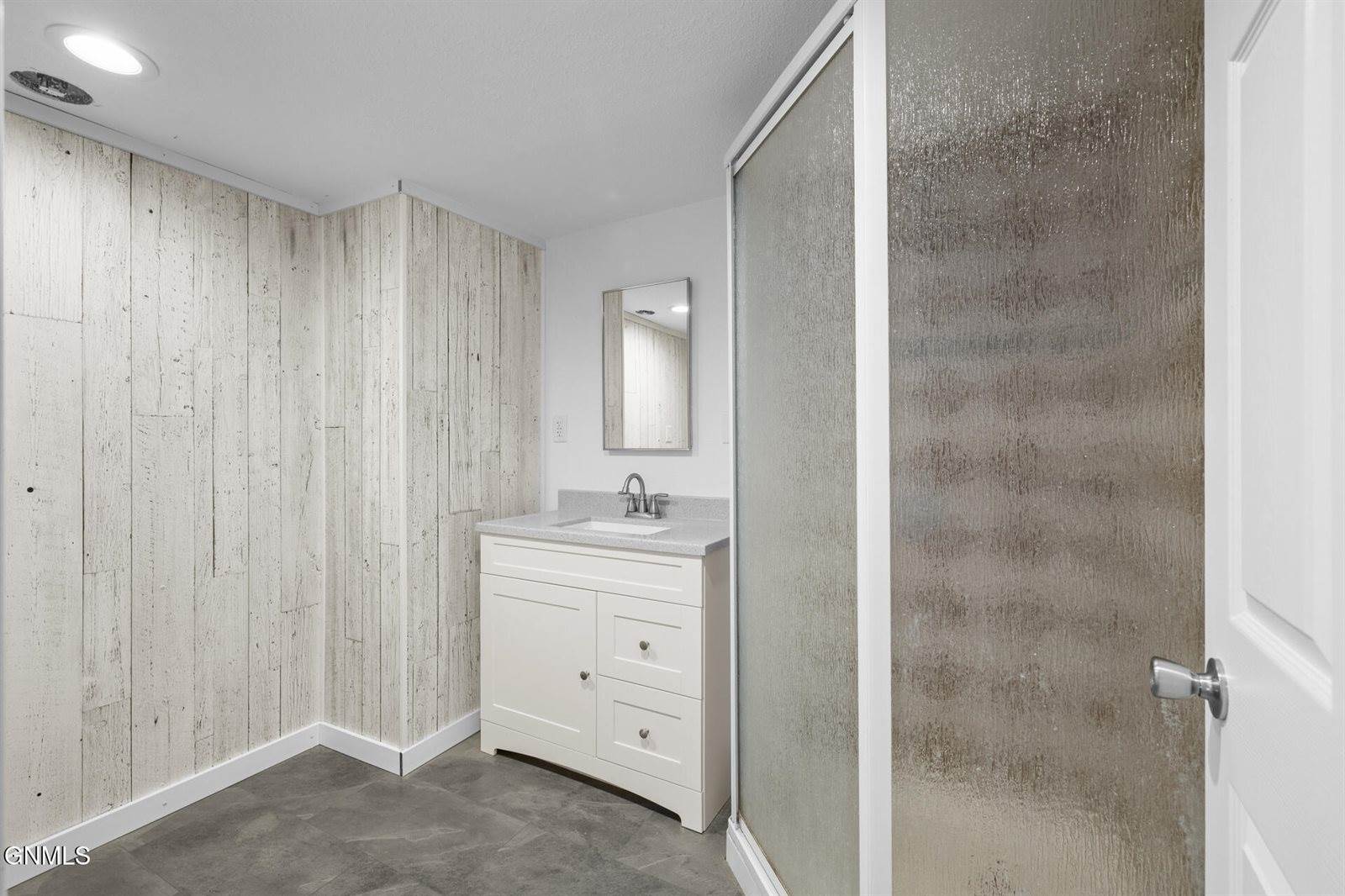 30 70th Street East, Williston, ND 58801