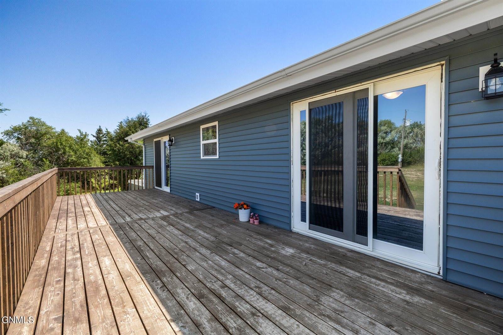 30 70th Street East, Williston, ND 58801