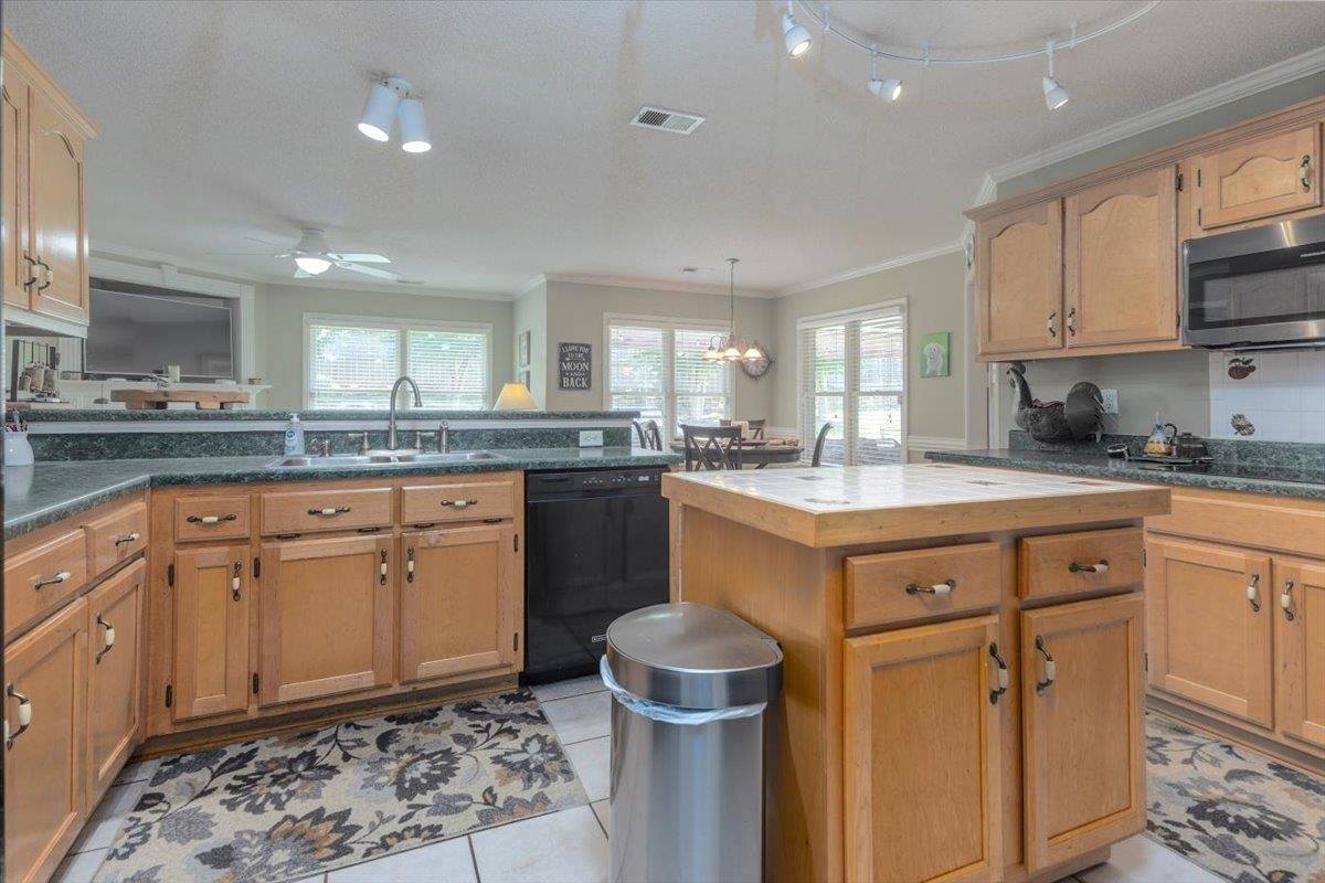 8973 Heath, Memphis, TN 38016