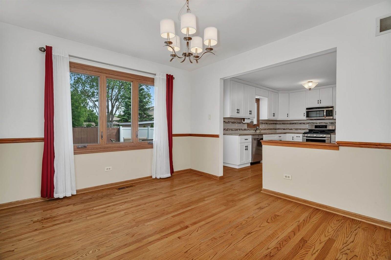 8932 Pebble Beach Lane, Orland Park, IL 60462