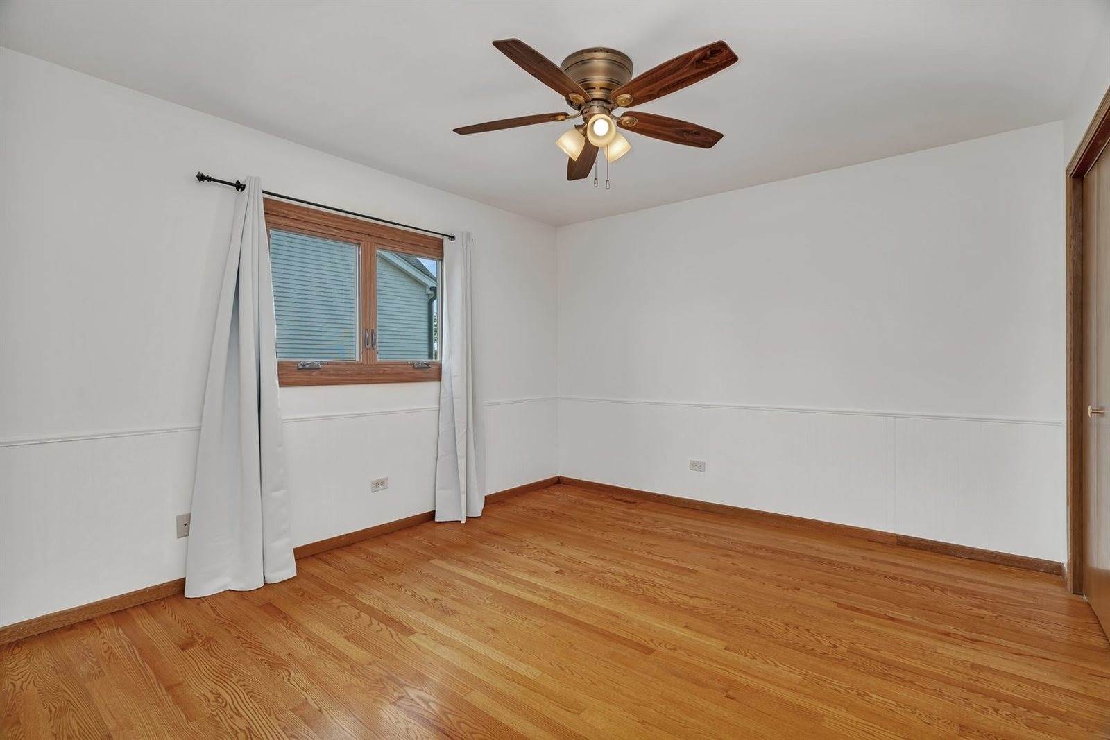 8932 Pebble Beach Lane, Orland Park, IL 60462