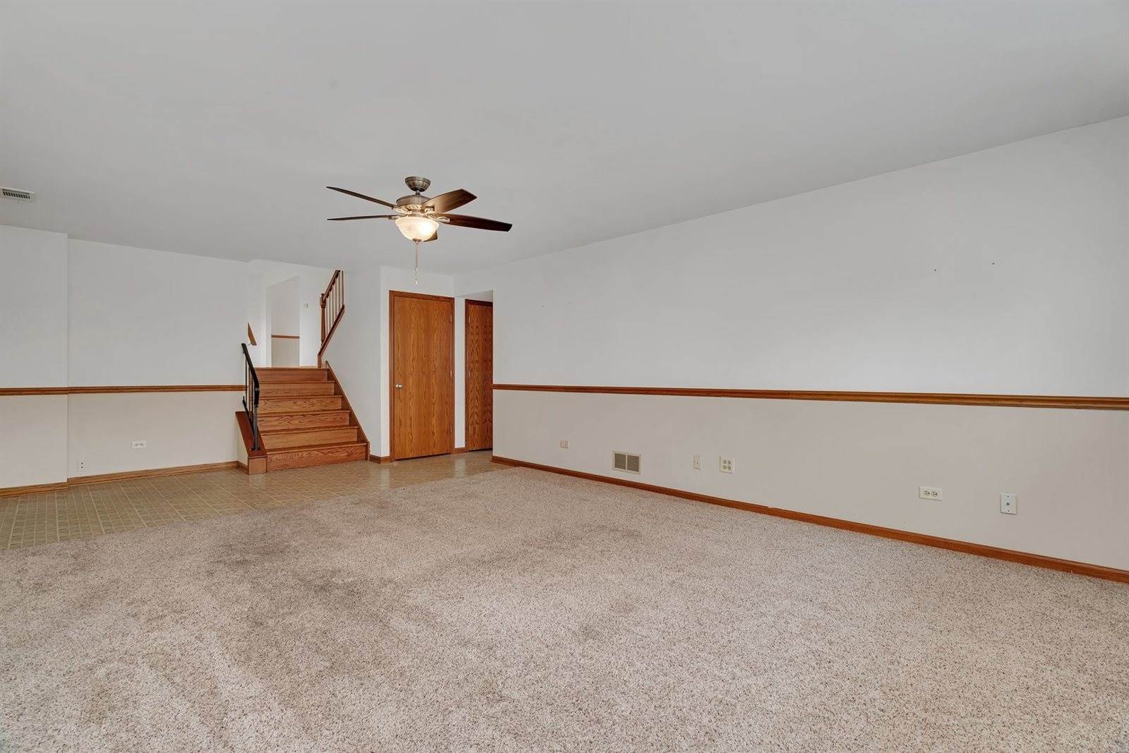 8932 Pebble Beach Lane, Orland Park, IL 60462