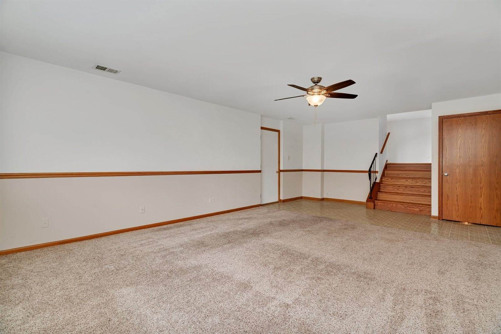 8932 Pebble Beach Lane, Orland Park, IL 60462