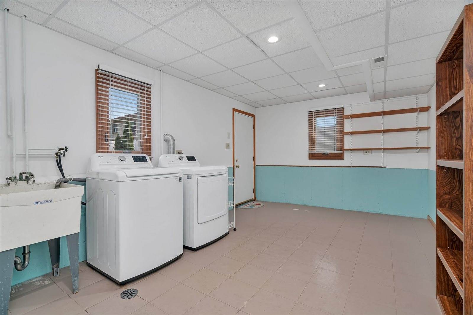 8932 Pebble Beach Lane, Orland Park, IL 60462