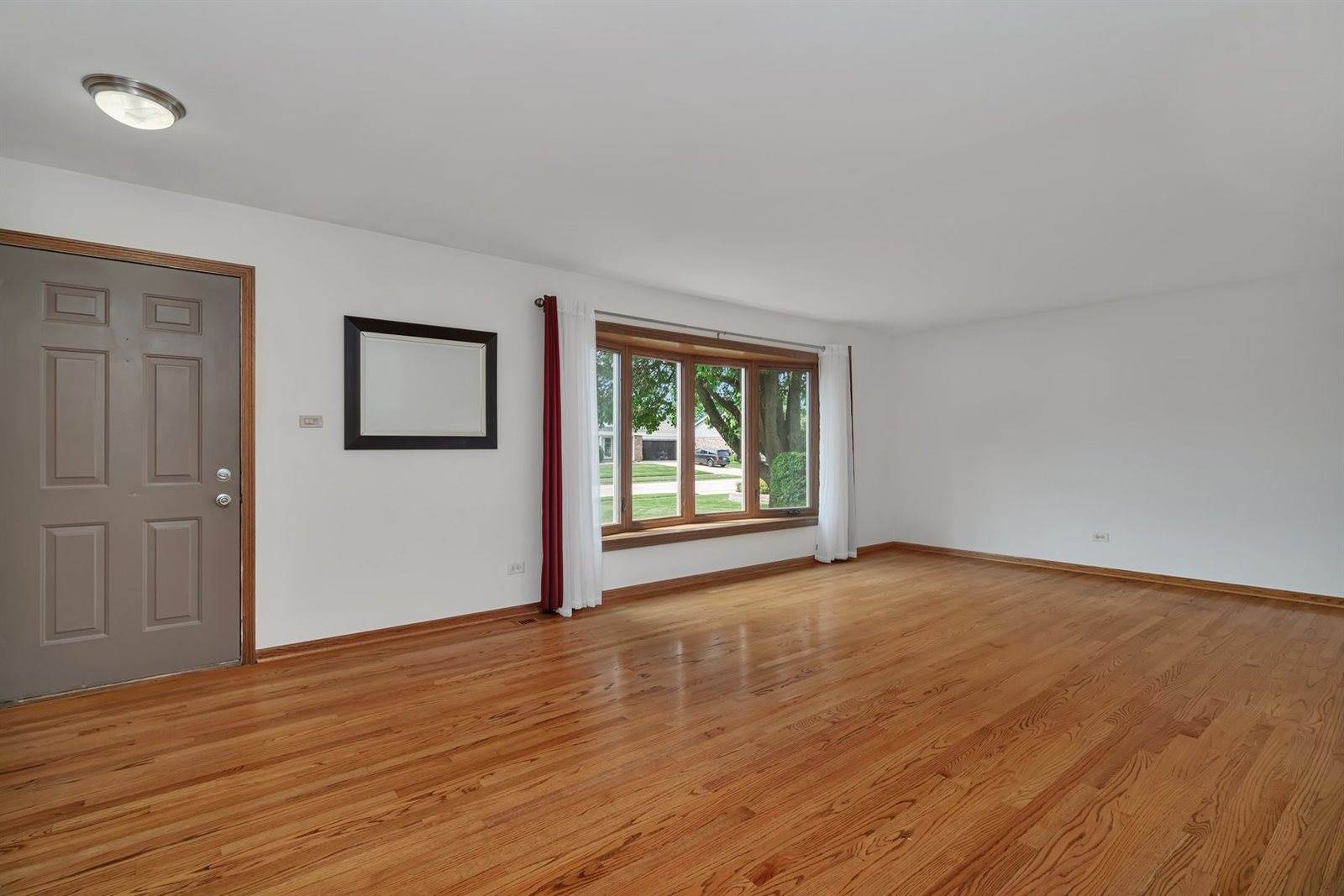 8932 Pebble Beach Lane, Orland Park, IL 60462