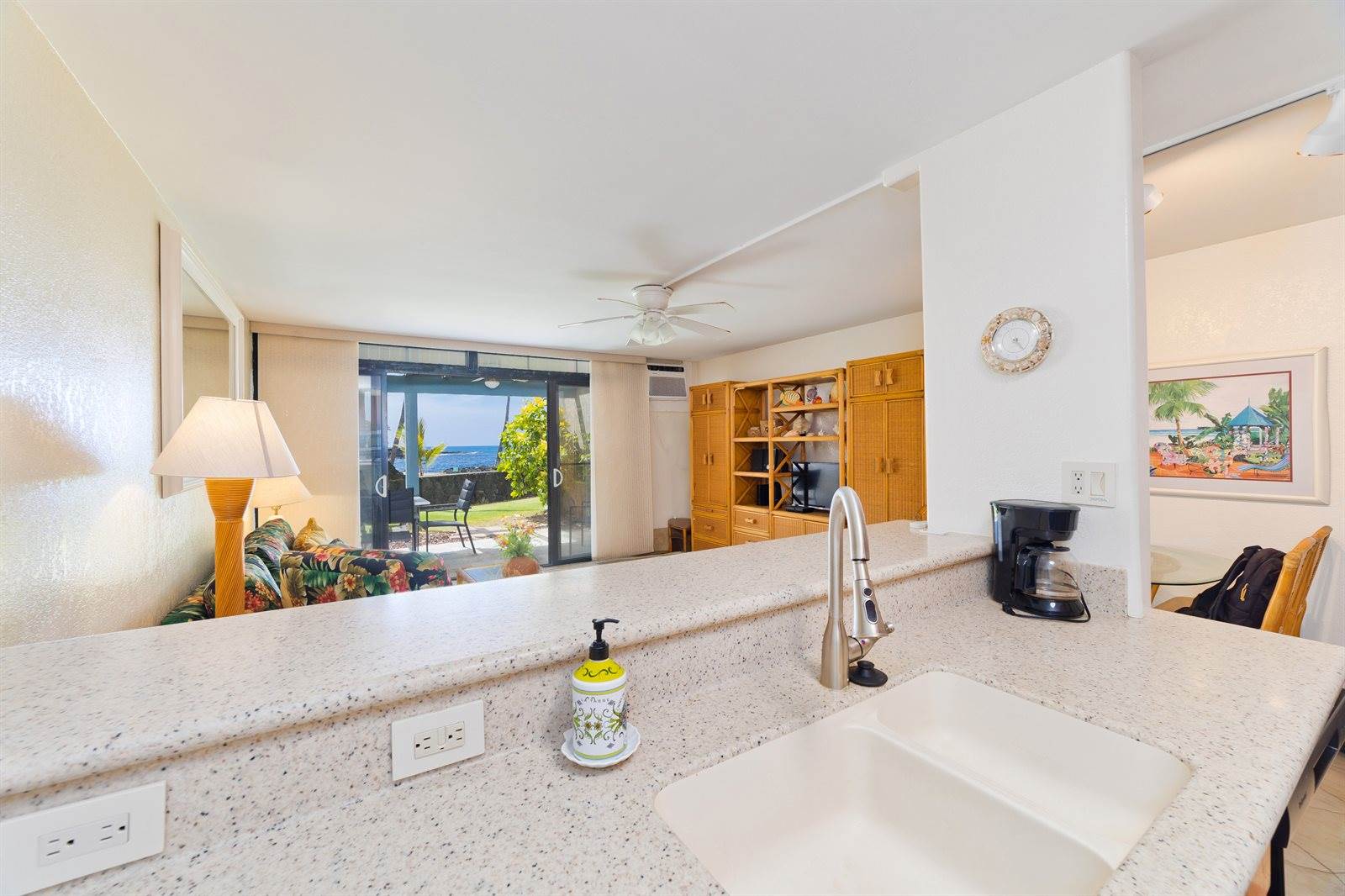 75-5888 Alii Dr, #B6, Kailua-Kona, HI 96740