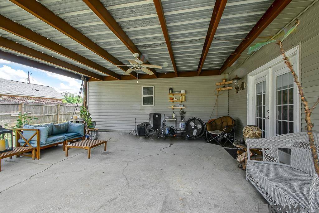 41066 Don Lou Rd, Gonzales, LA 70737