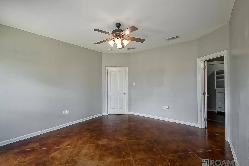 41066 Don Lou Rd, Gonzales, LA 70737