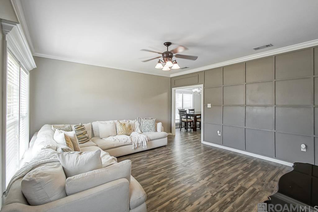 41066 Don Lou Rd, Gonzales, LA 70737