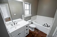 41066 Don Lou Rd, Gonzales, LA 70737