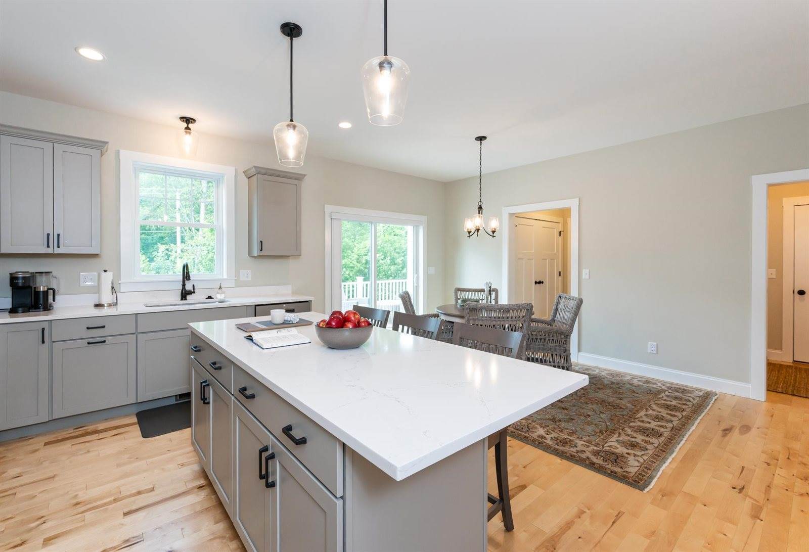 15 Rose Fountain Lane, Hampton, NH 03842