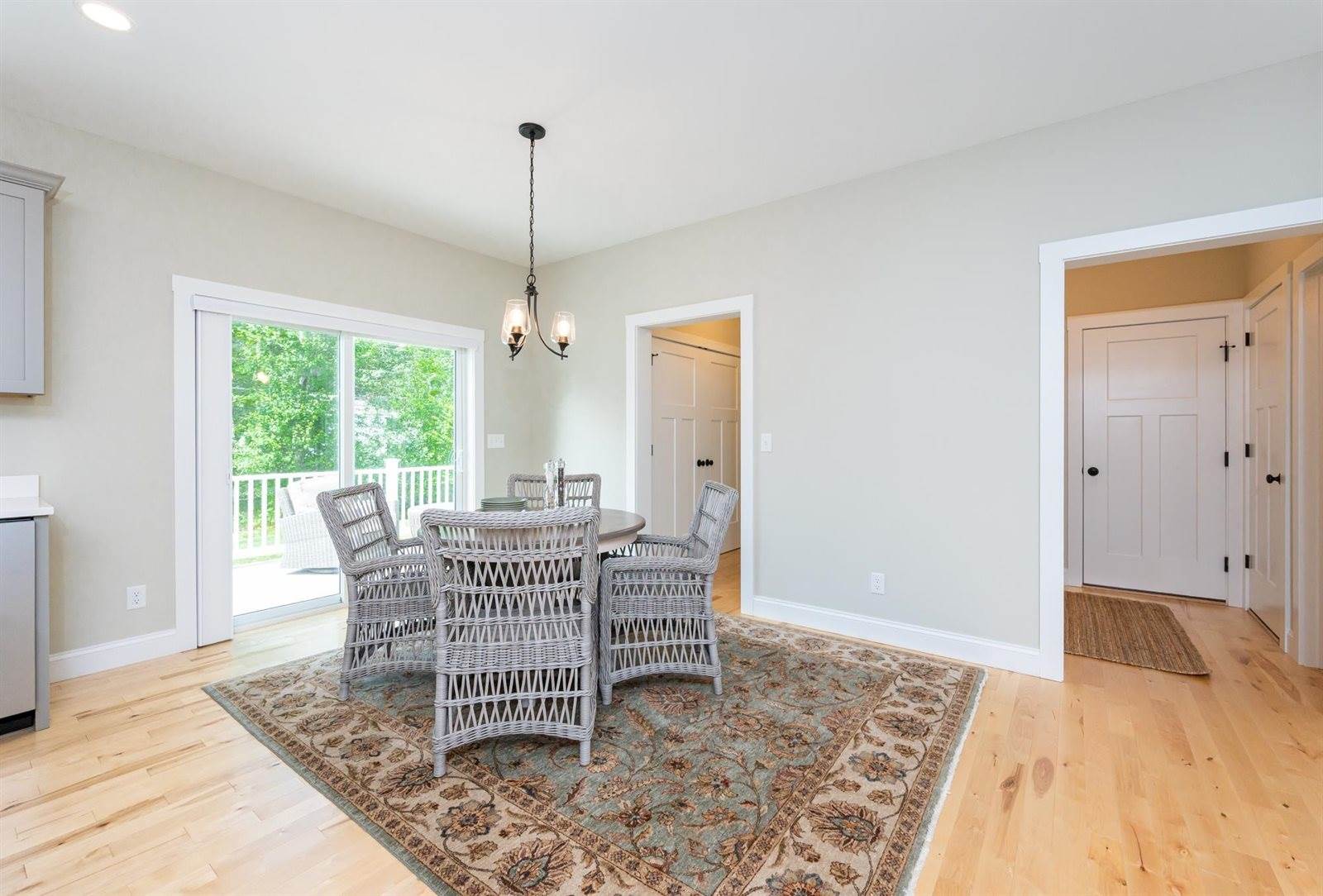 15 Rose Fountain Lane, Hampton, NH 03842