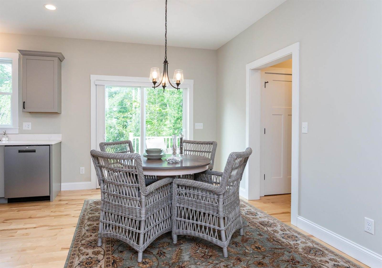 15 Rose Fountain Lane, Hampton, NH 03842