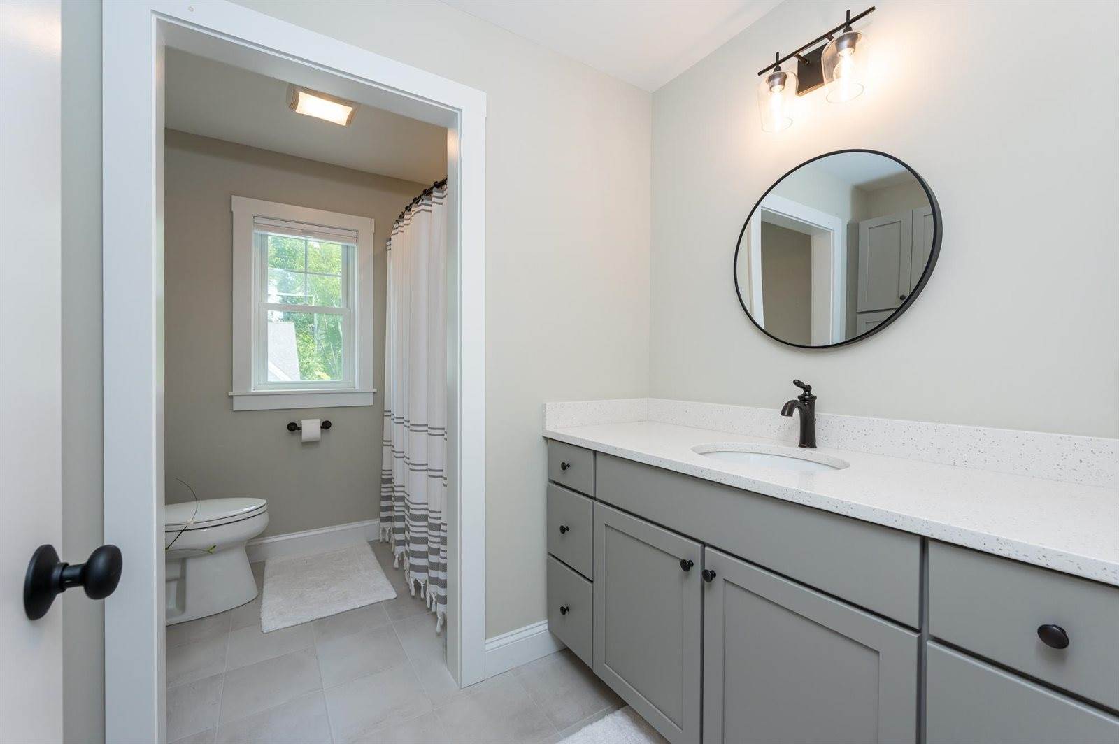 15 Rose Fountain Lane, Hampton, NH 03842