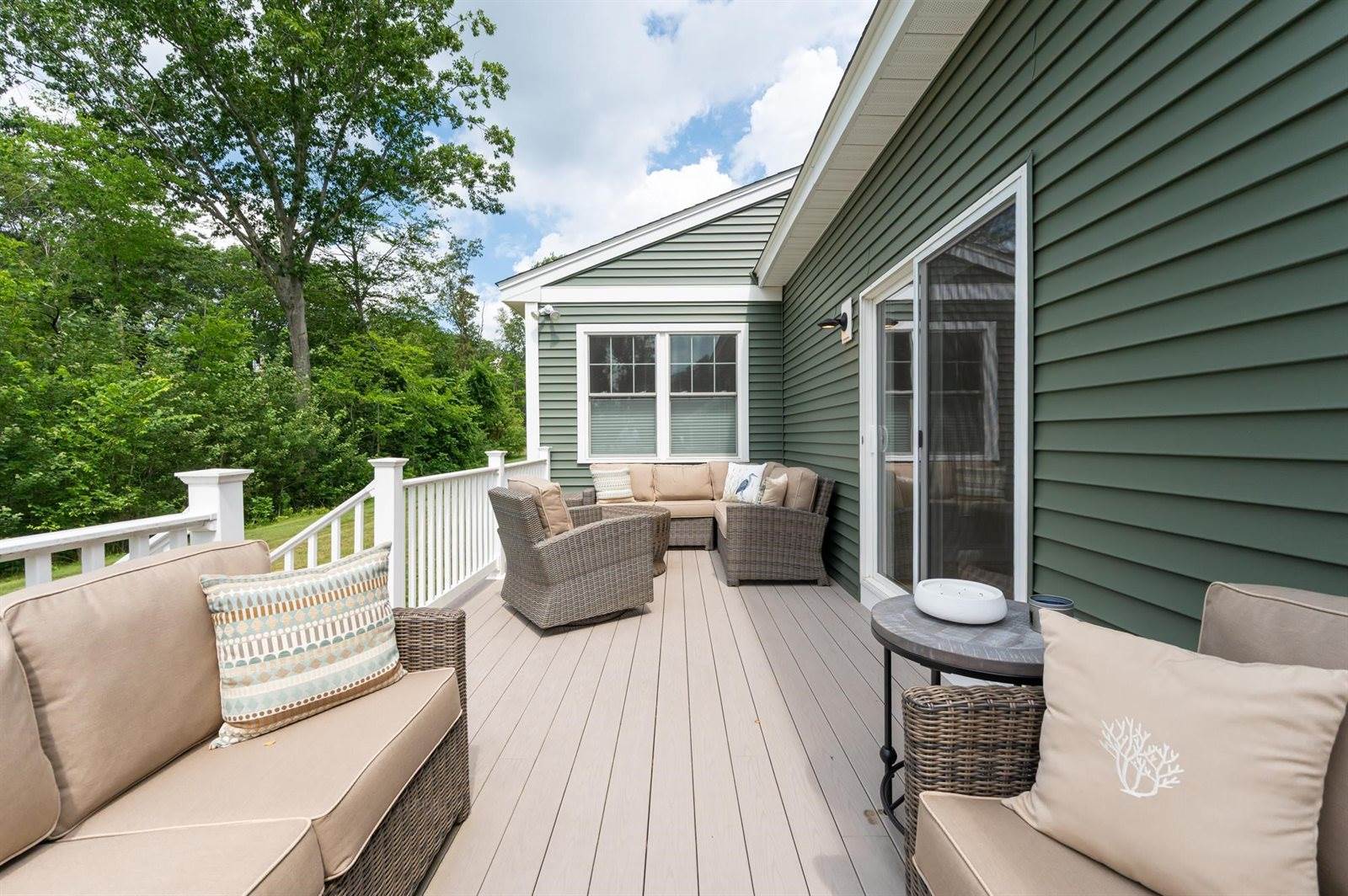 15 Rose Fountain Lane, Hampton, NH 03842