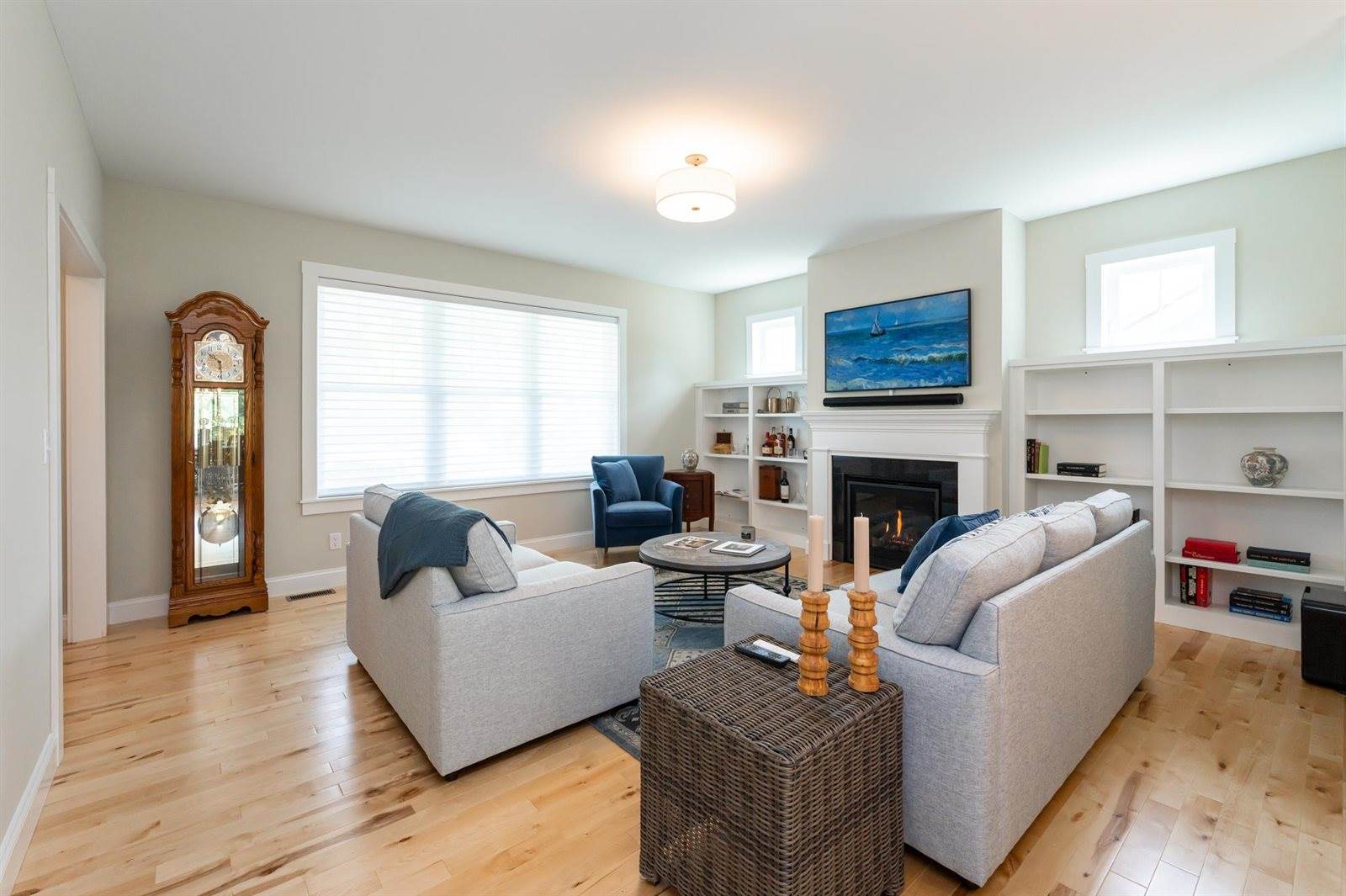 15 Rose Fountain Lane, Hampton, NH 03842