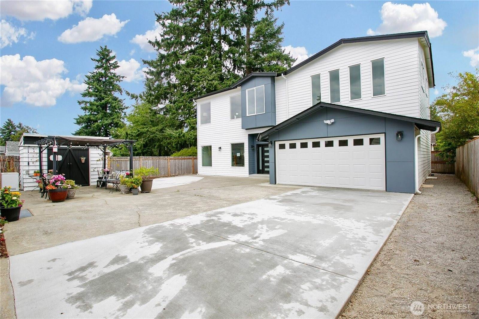 12236 77th Avenue South, Seattle, WA 98178