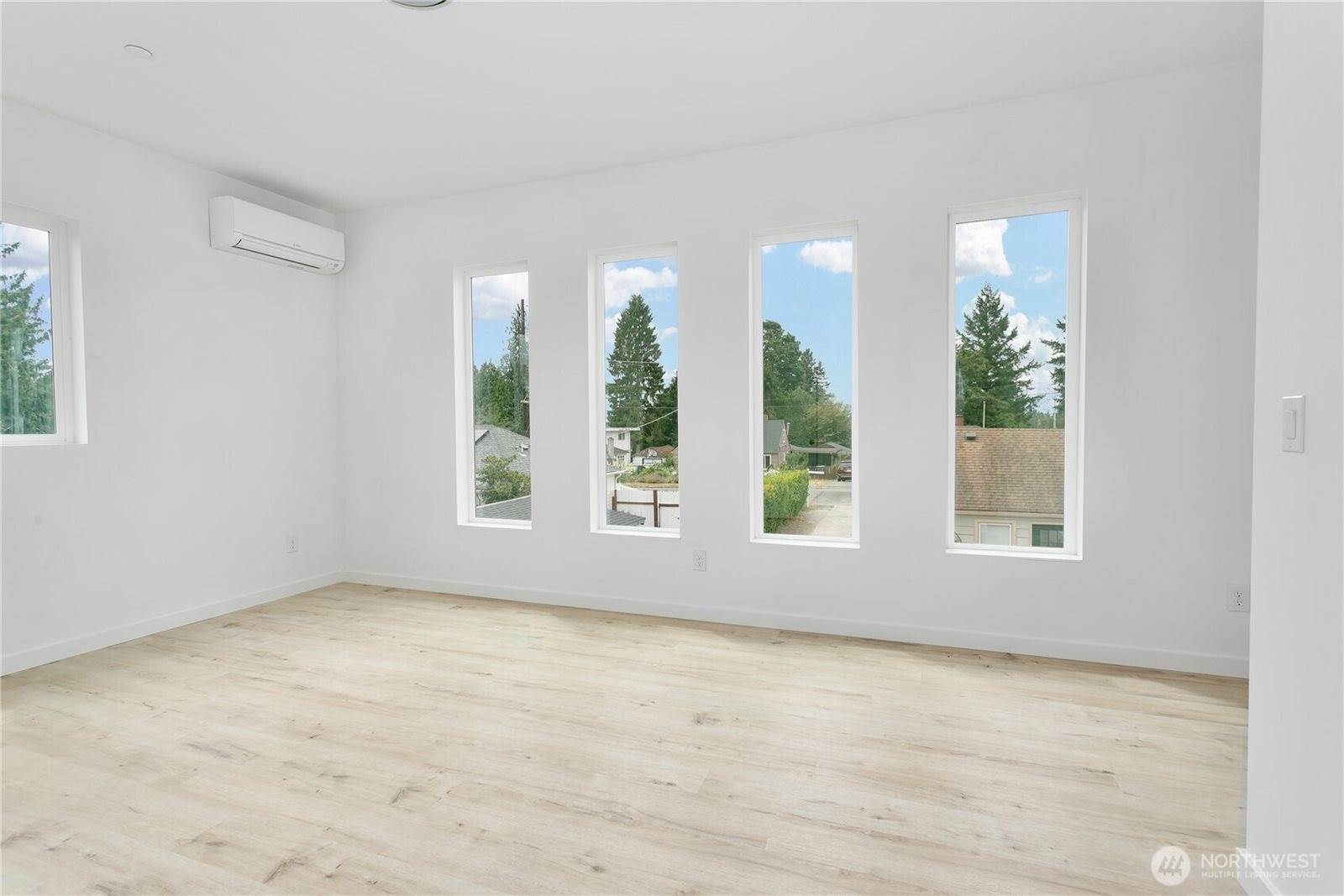 12236 77th Avenue South, Seattle, WA 98178