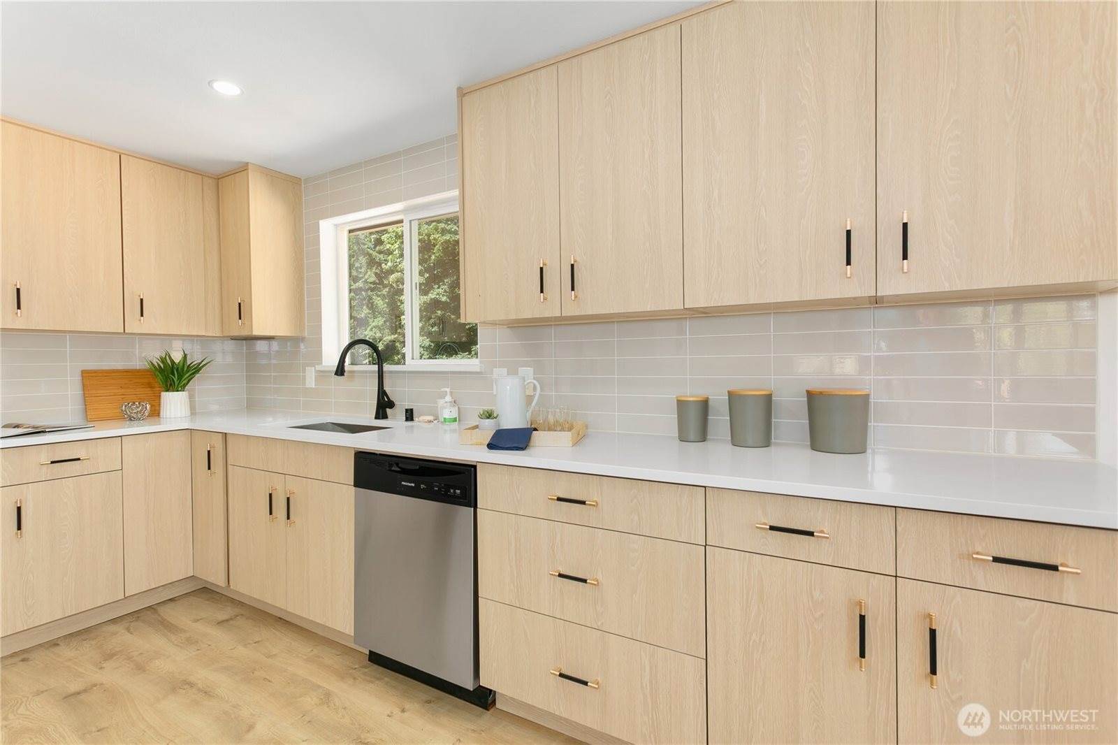 10964 SE 284th Street, Auburn, WA 98092