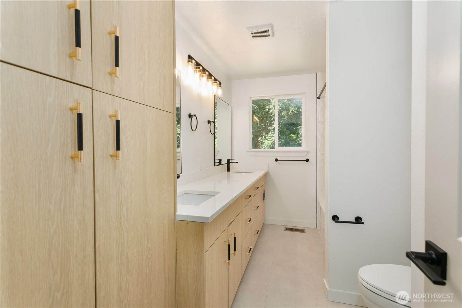 10964 SE 284th Street, Auburn, WA 98092