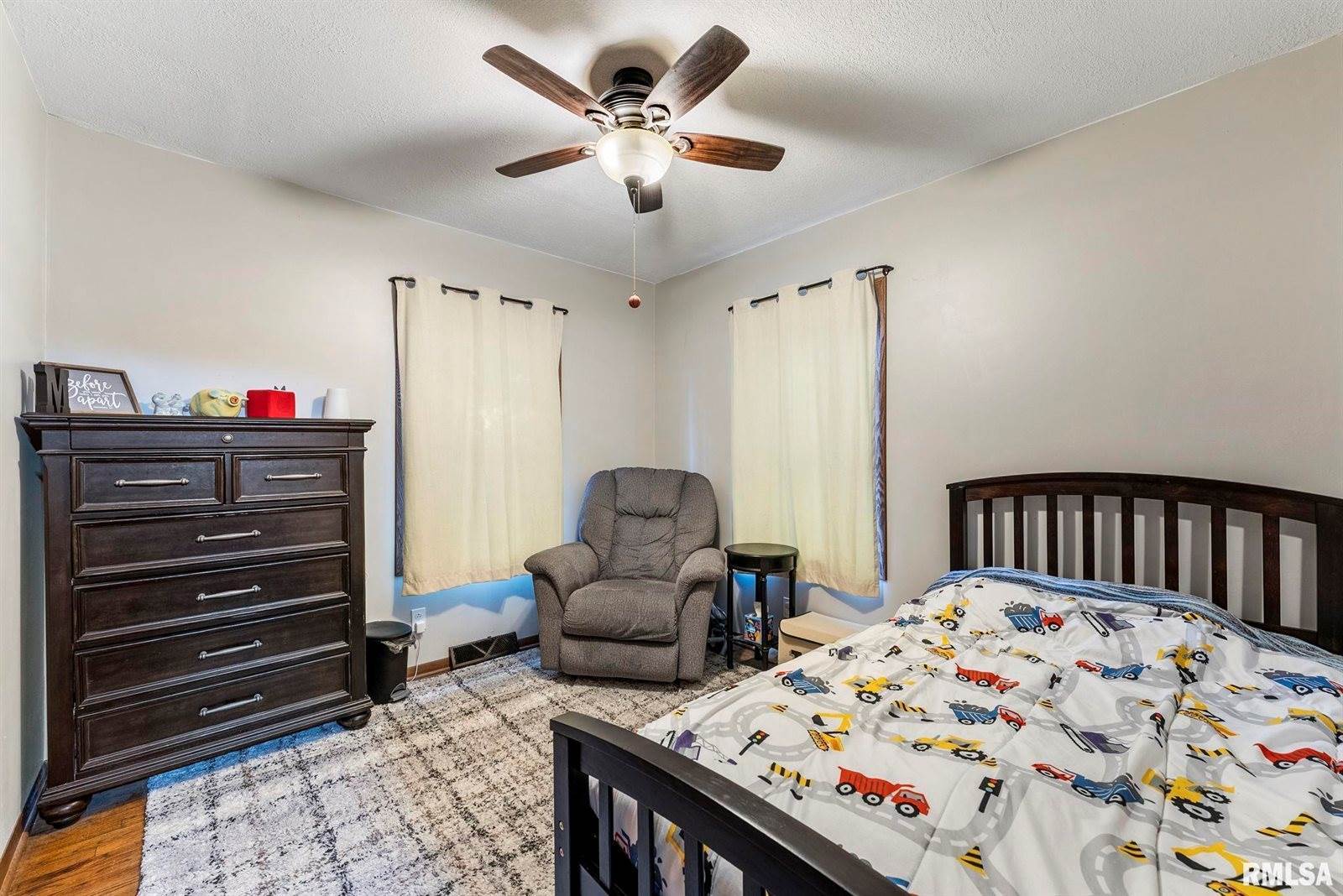 20058 Wells Ferry Road, Bettendorf, IA 52722