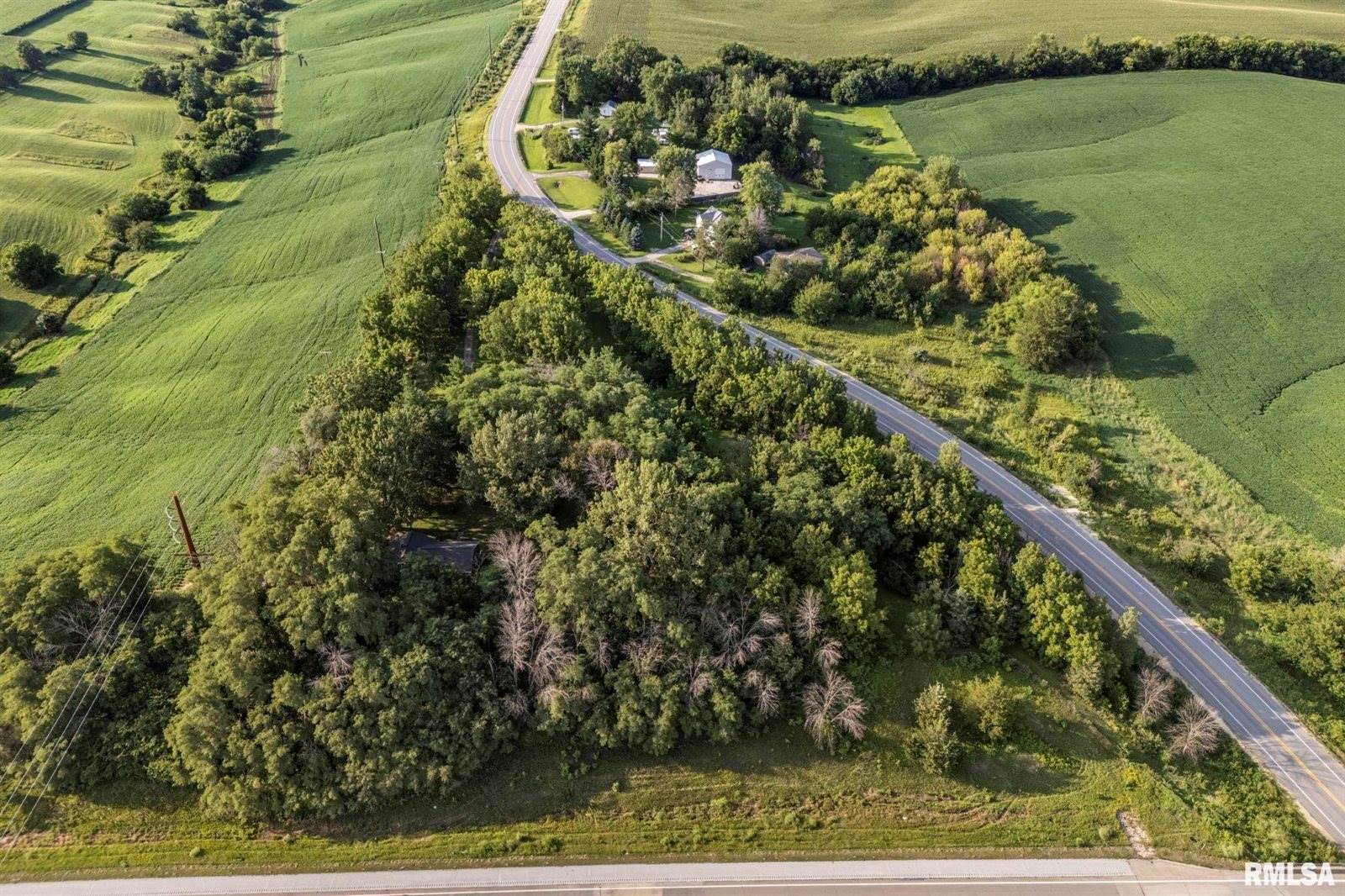 20058 Wells Ferry Road, Bettendorf, IA 52722