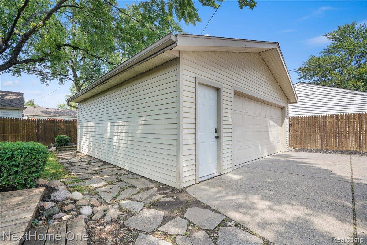 30864 Richland Street, LivoniaCity_Wayne, MI 48150