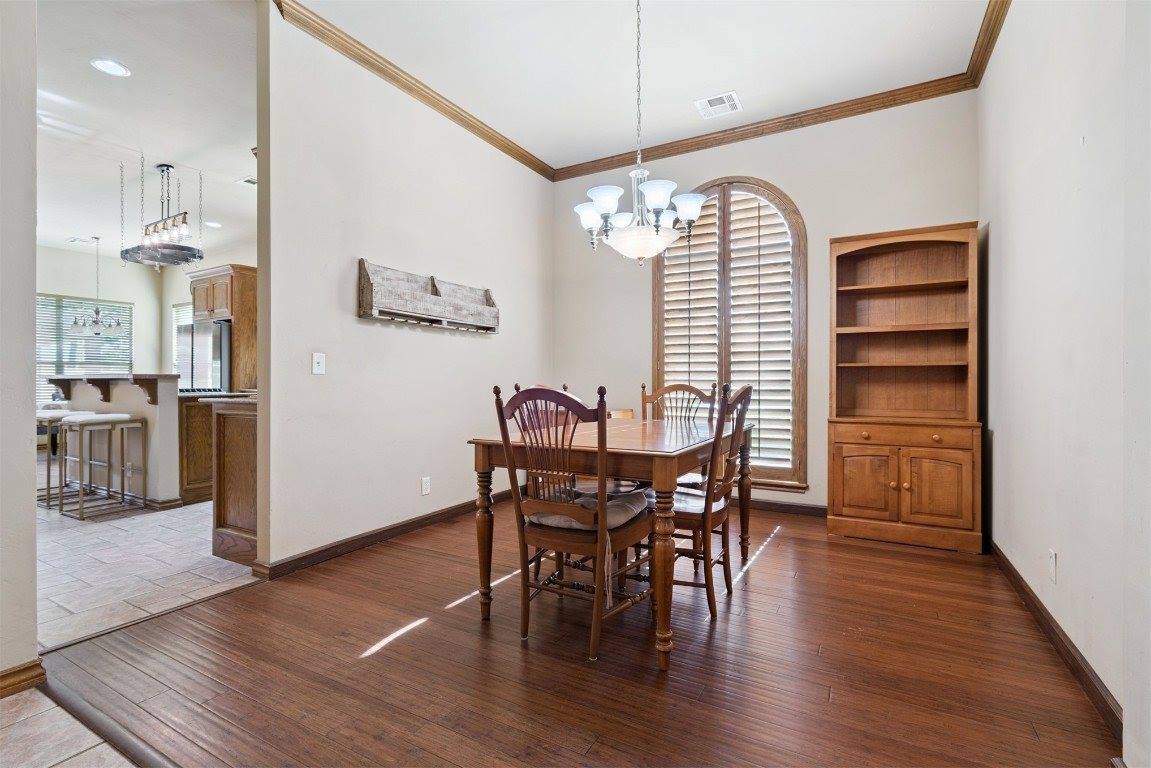 6796 Stone Valley Drive, Edmond, OK 73034