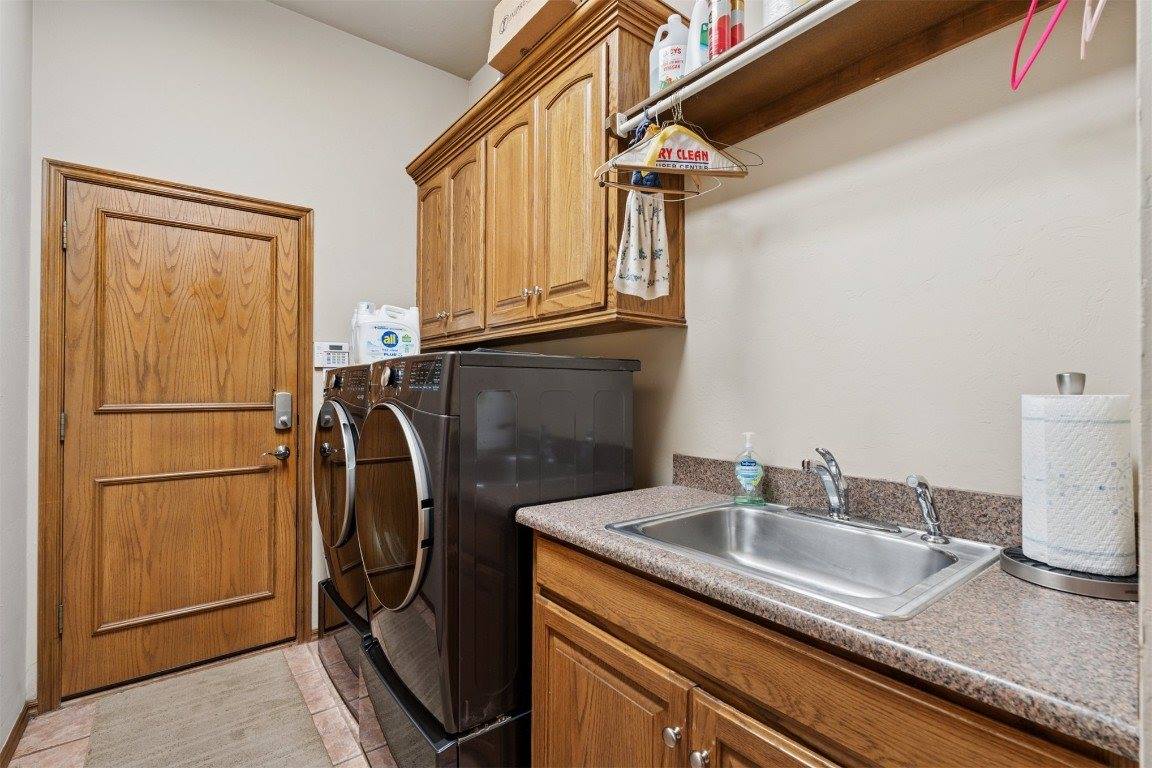 6796 Stone Valley Drive, Edmond, OK 73034