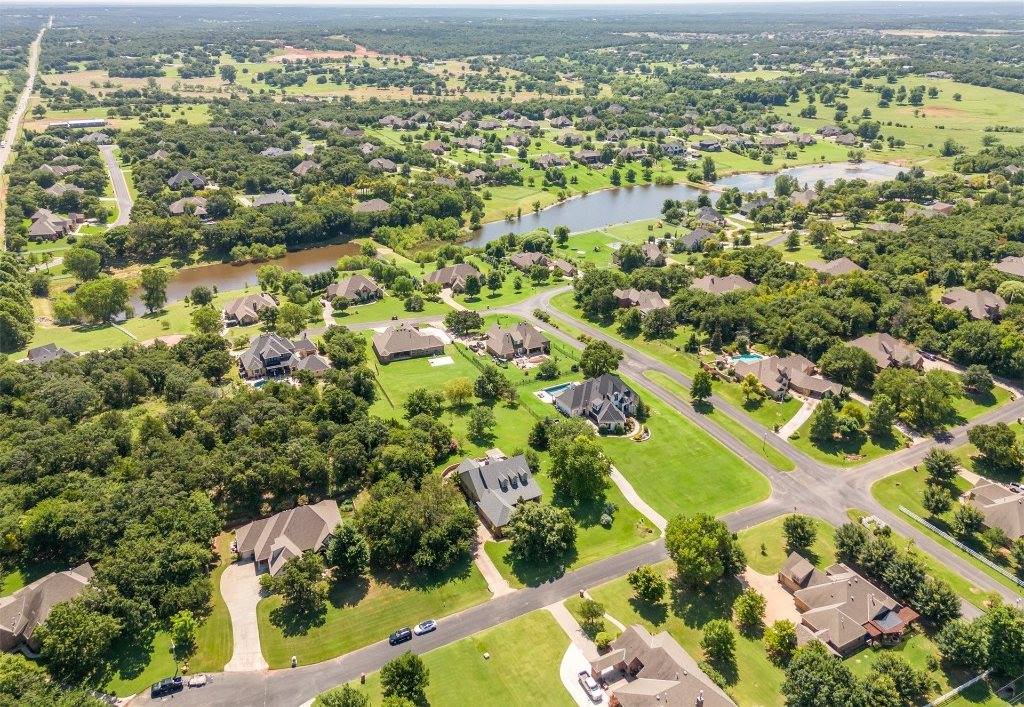 6796 Stone Valley Drive, Edmond, OK 73034